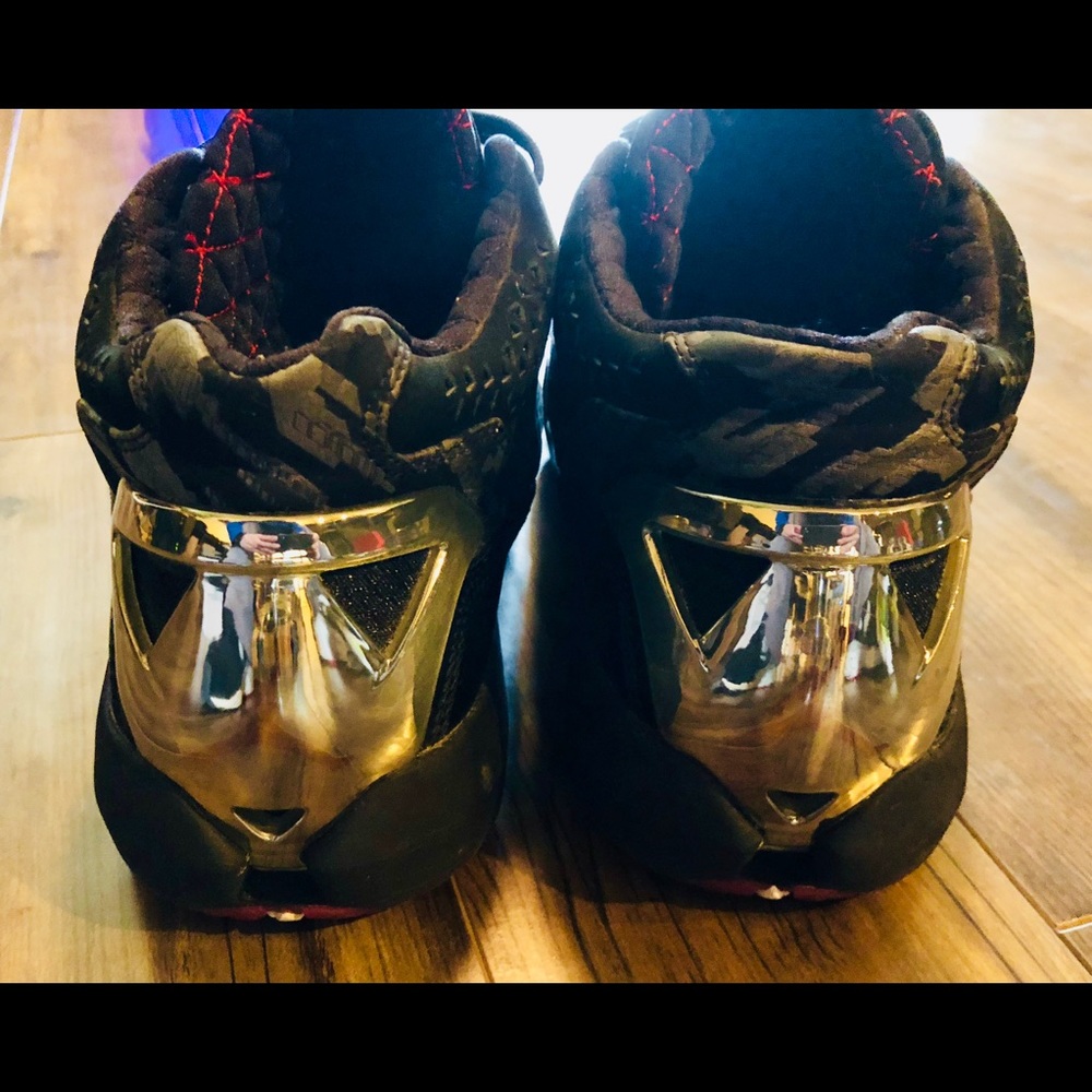 Air Jordan XX2 - Mid - Black/Varsity Red/Stealth